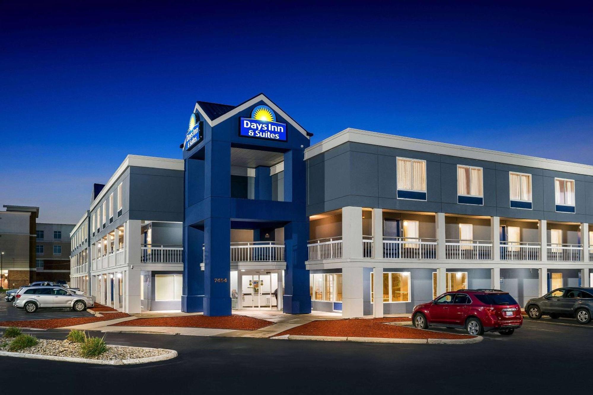 Days Inn & Suites By Wyndham Уоррен Экстерьер фото